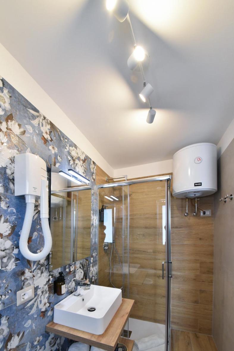 Terrazzo 44 Apartment Napoli Bagian luar foto