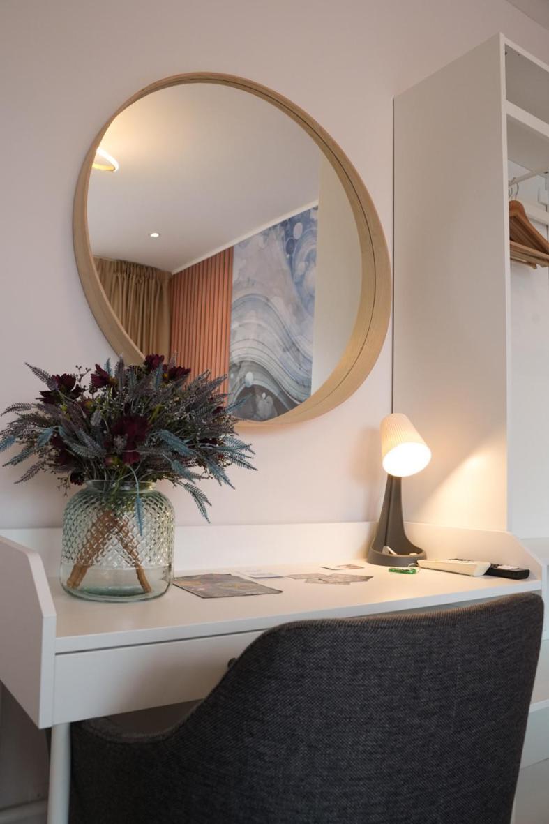 Terrazzo 44 Apartment Napoli Bagian luar foto