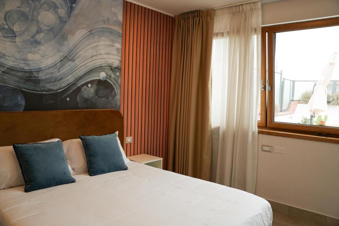 Terrazzo 44 Apartment Napoli Bagian luar foto